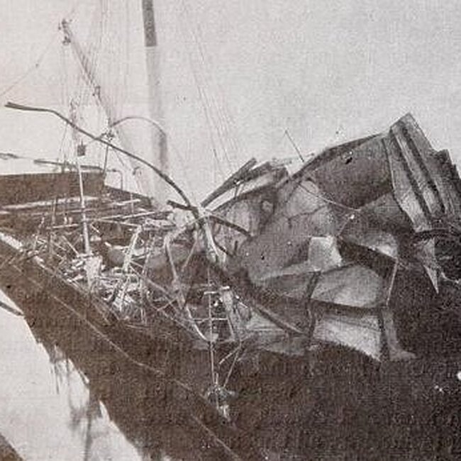 [1893] - Restos del Cabo Machichaco después de la primera explosión