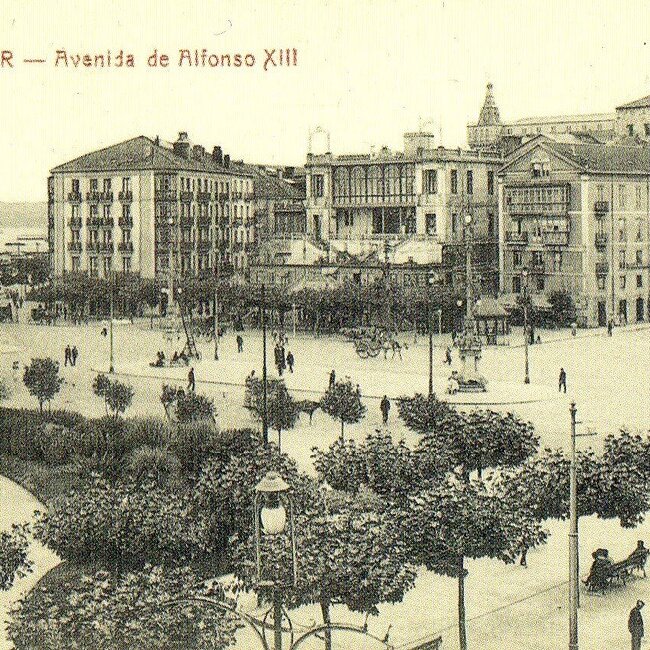 [1916] - Avenida de Alfonso XIII desde el Paseo Pereda