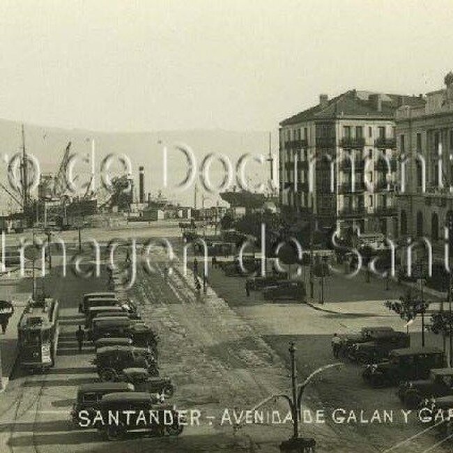 [1933] - Avenida de Alfonso XXI desde la aduana