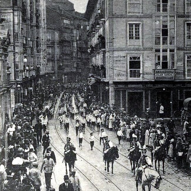 [1914] - Calle de Atarazanas desde el puente