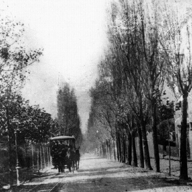 [1892] - Tranvía en el Paseo de la Concepción llegando al Alto de Miranda