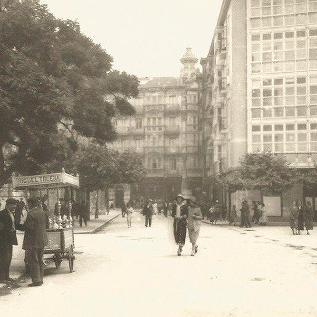 [1925]- Plaza de Pi y Margall desde el oeste