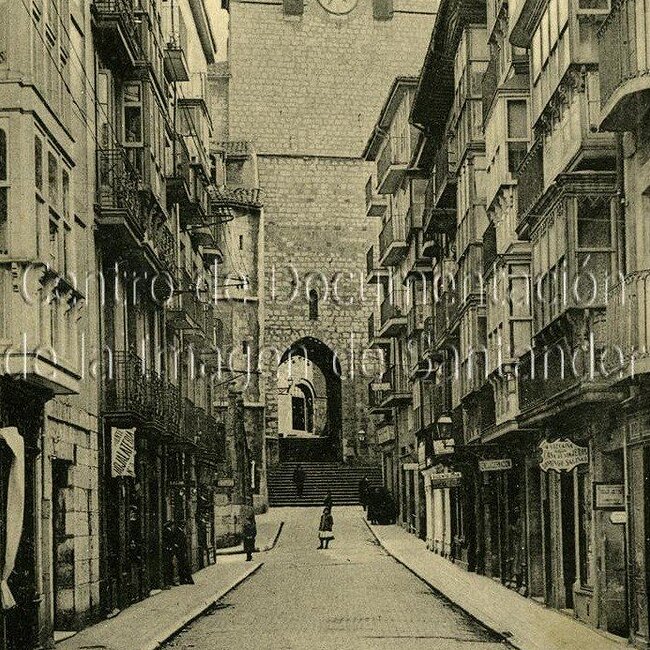 Calle del Puente desde el norte