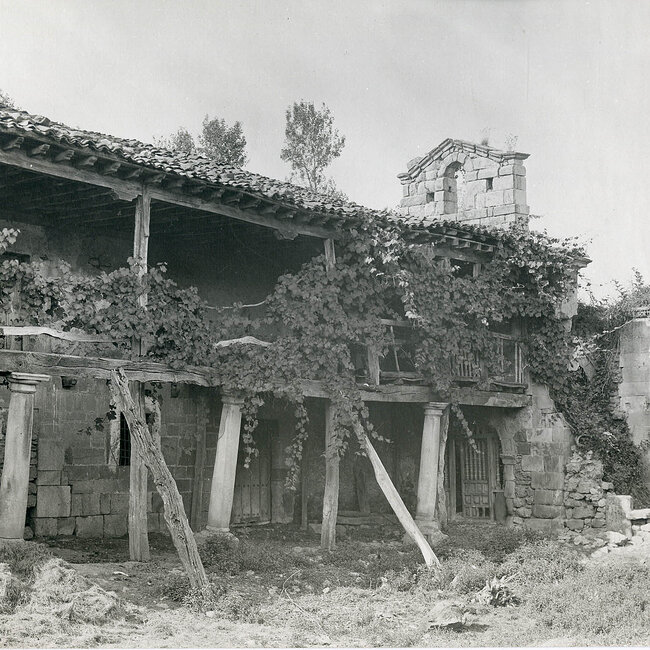 Torre de don Beltrán de la Cueva (Casona montañesa)