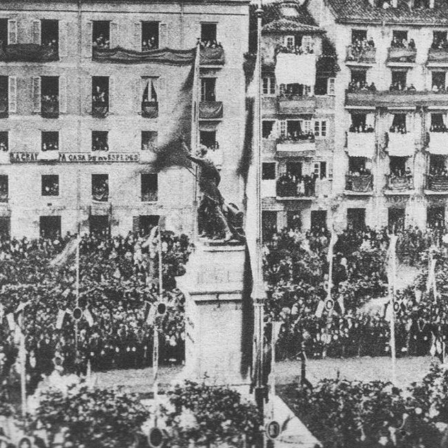 [1880] - Inauguración del monumento a Pedro Velarde