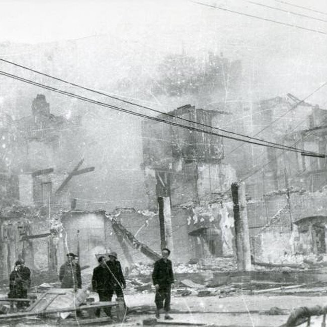 [1941] - Calle Juan de Herrera en llamas