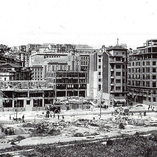 Entorno de la calle san francisco en reconstrucción