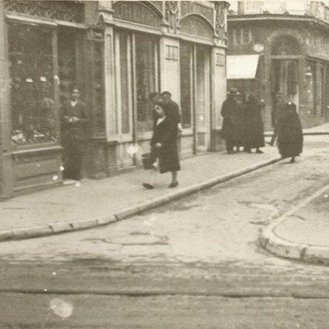 [1936] - Puerta de la sierra desde la calle de Atarazanas