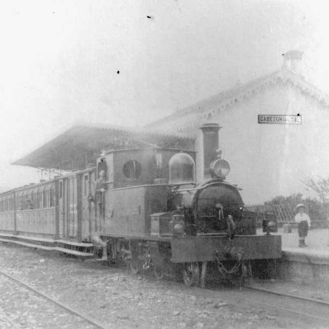 [1899] - Tren en la Estación de Cabezón de la Sal