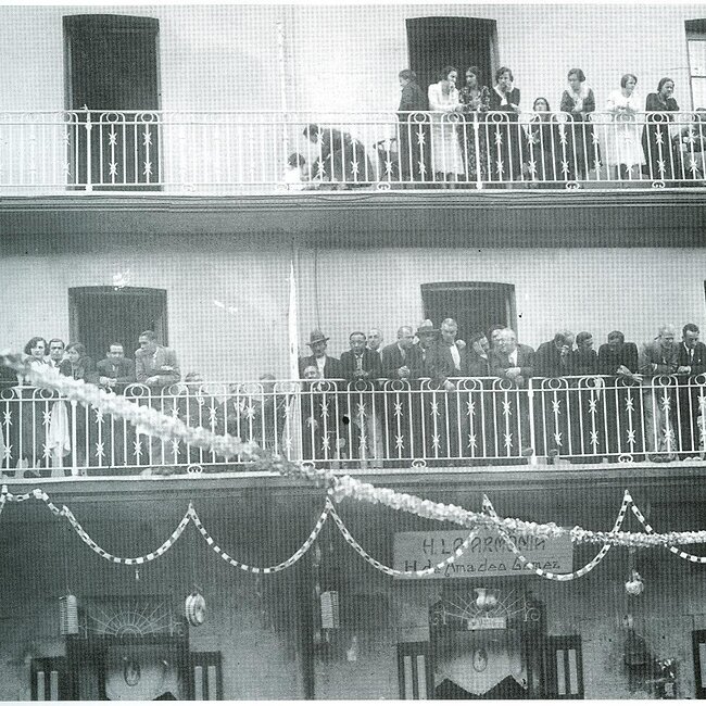 Casino y Fonda La Armonía en Cabezón de la Sal