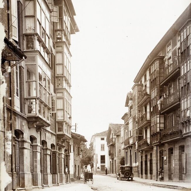 Calle de la Torre en Cabezón de la Sal