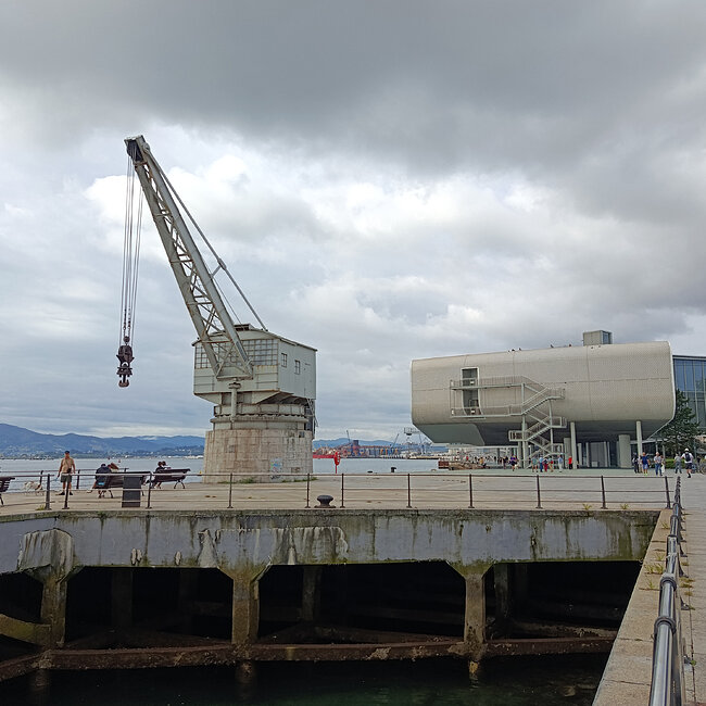 [2026] - Grúa de Piedra y Centro Botín en la Bahía de Santander