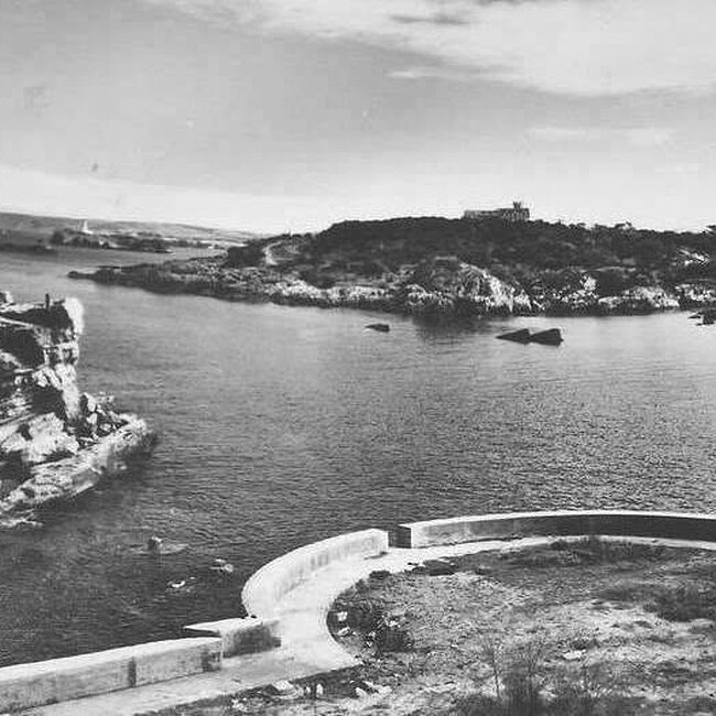 [1953] - Caseta de vigilancia de los Prácticos del Puerto en la playa del Camello