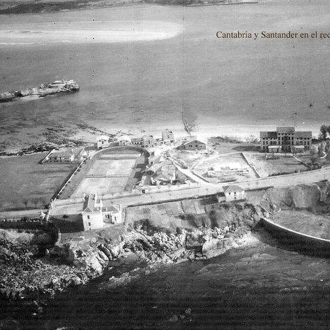 Vista aérea de las obras del Camello y el acceso a la Magdalena