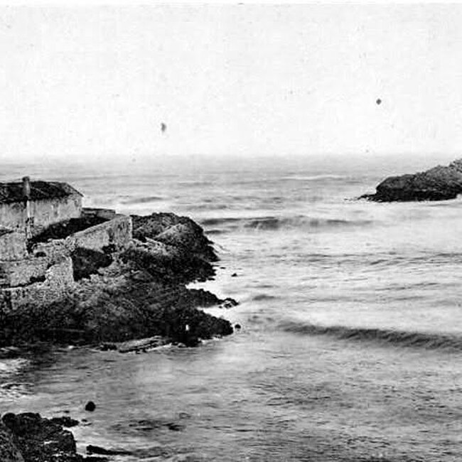 Foto antigua de San Vicente de la Barquera