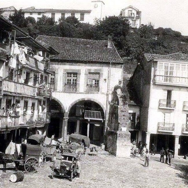 Foto antigua de San Vicente de la Barquera