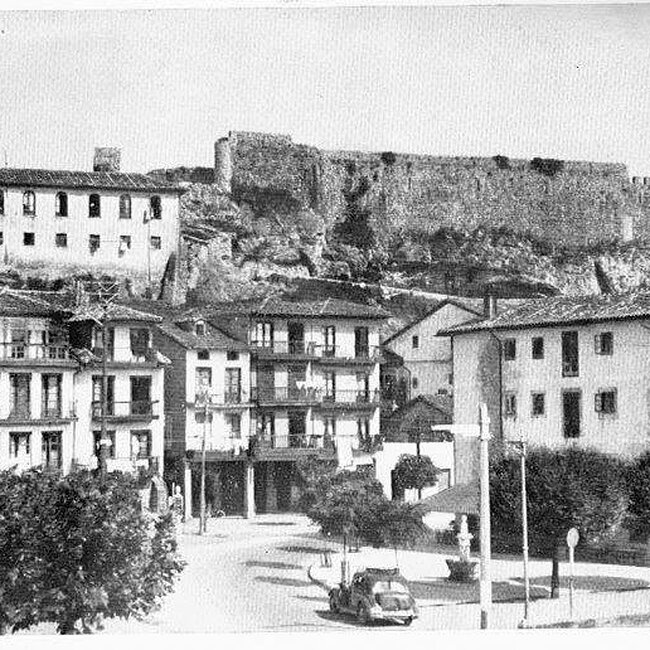 Foto antigua de San Vicente de la Barquera