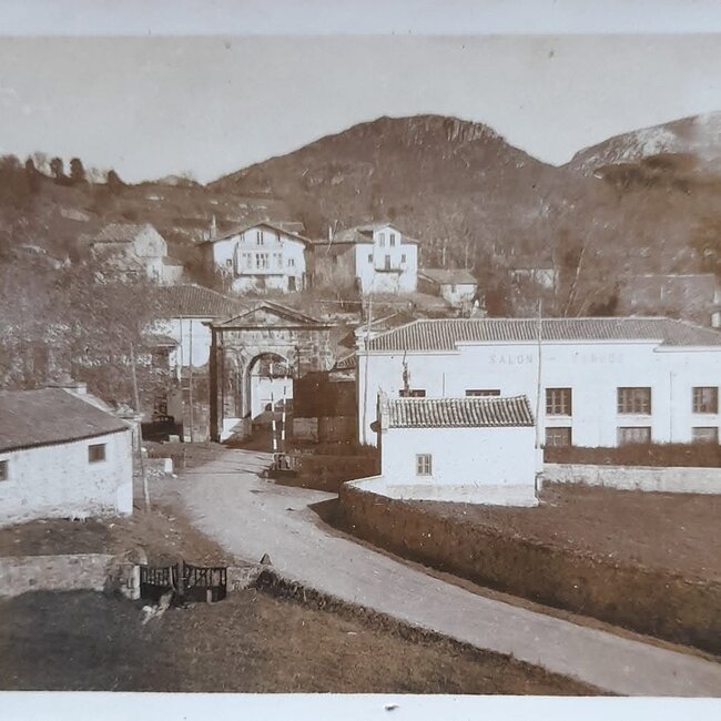 Foto antigua de La Cavada (Riotuerto)