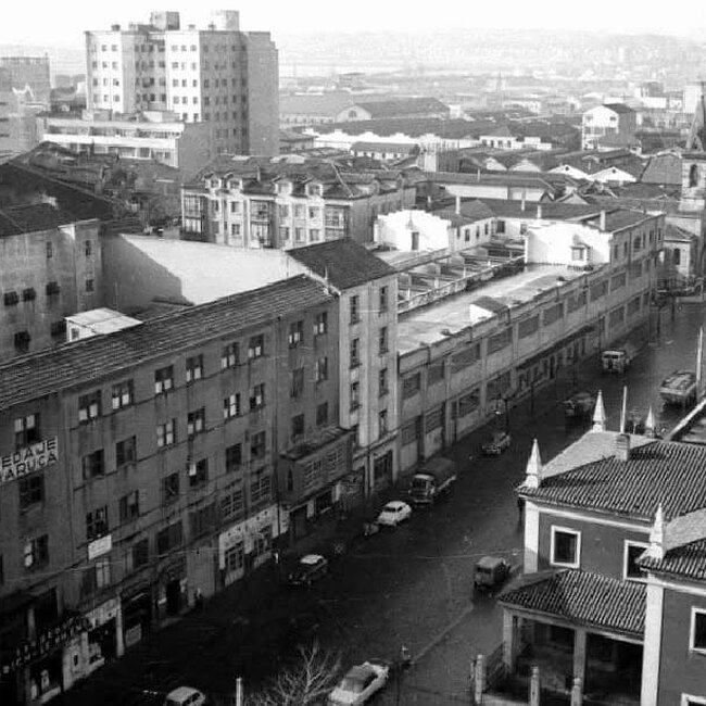 Foto antigua de las calles Castilla y Marqués de la Hermida