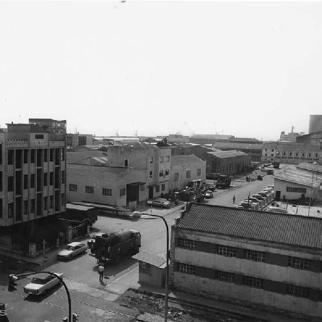 Foto antigua de las calles Castilla y Marqués de la Hermida
