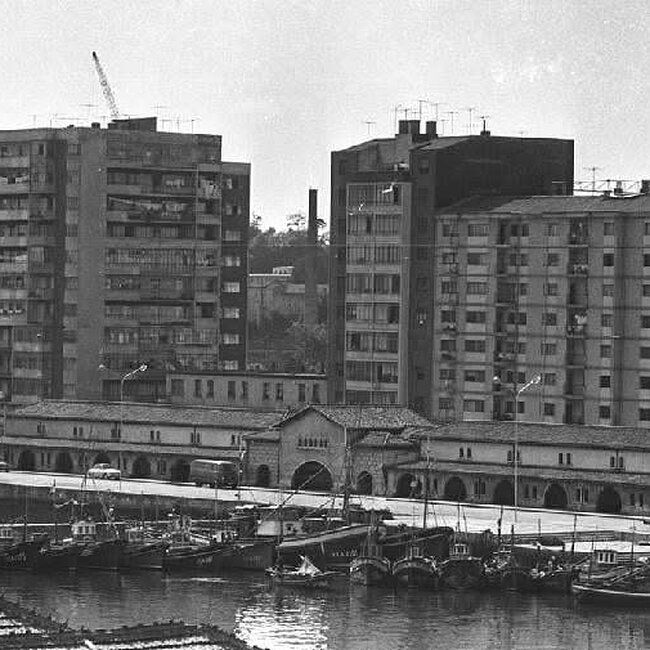 Foto antigua de las calles Castilla y Marqués de la Hermida