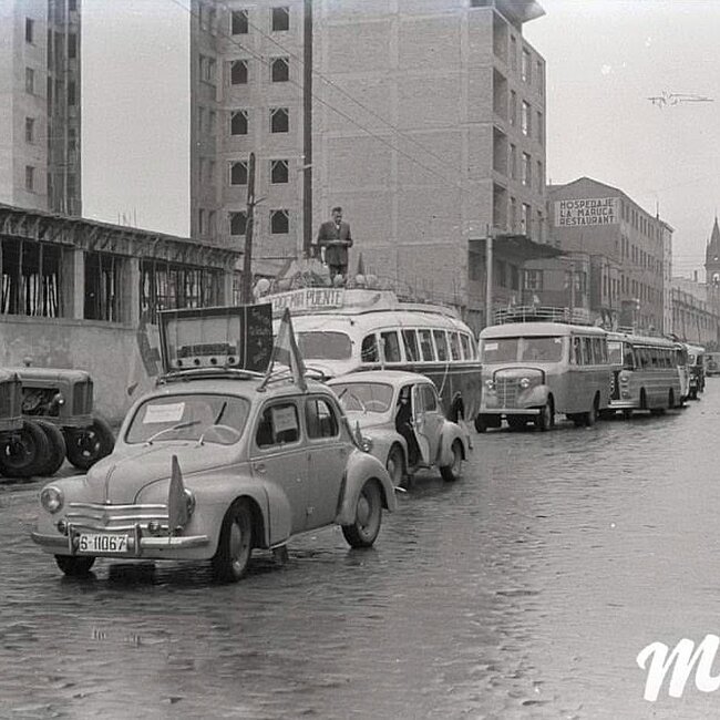 Foto antigua de las calles Castilla y Marqués de la Hermida