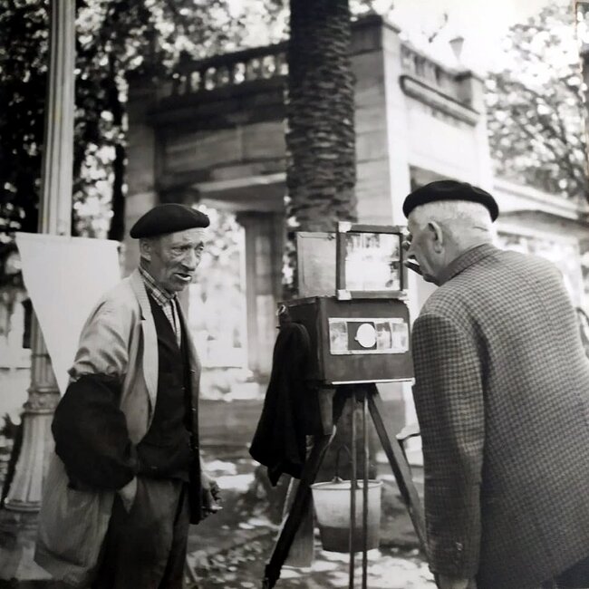Foto antigua de los fotógrafos minuteros