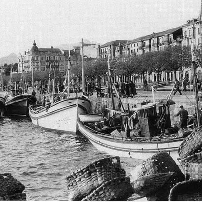 Foto antigua de Castro Urdiales (15).jpg