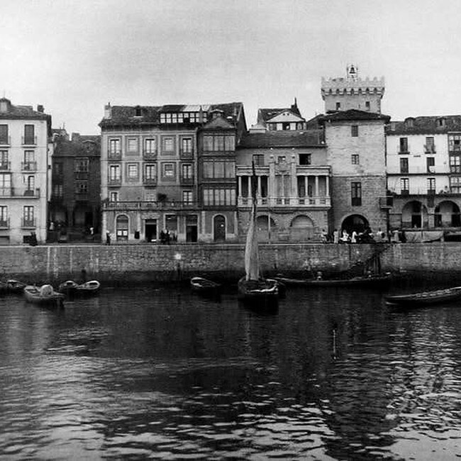 Foto antigua de Castro Urdiales (17).jpg