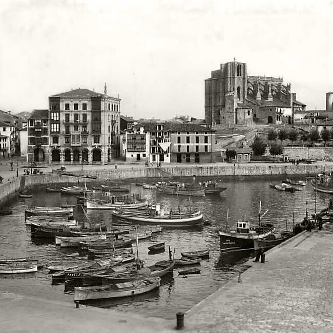 Foto antigua de Castro Urdiales (23).jpg