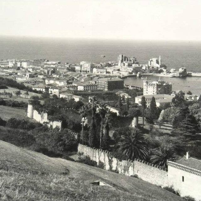 Foto antigua de Castro Urdiales (34).jpg