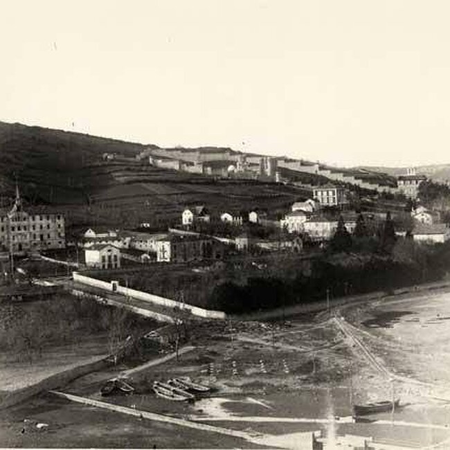 Foto antigua de Castro Urdiales (40).jpg