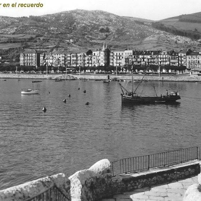 Foto antigua de Castro Urdiales (82).jpg