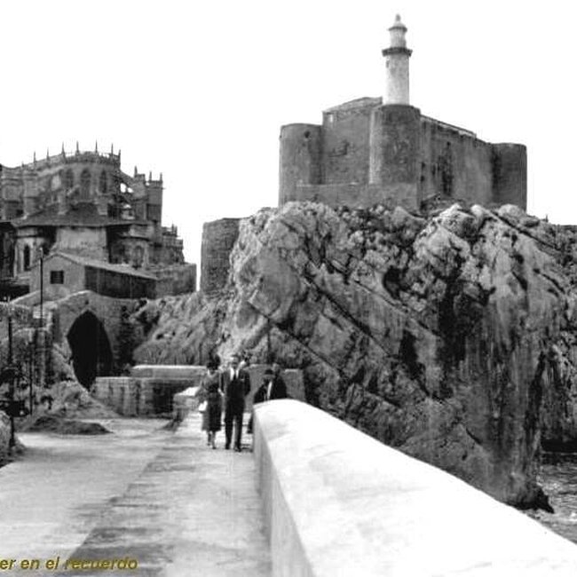 Foto antigua de Castro Urdiales (91).jpg