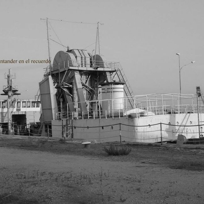 Foto antigua del Dique de Gamazo (18).jpg