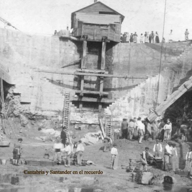 Foto antigua del Dique de Gamazo (22).jpg