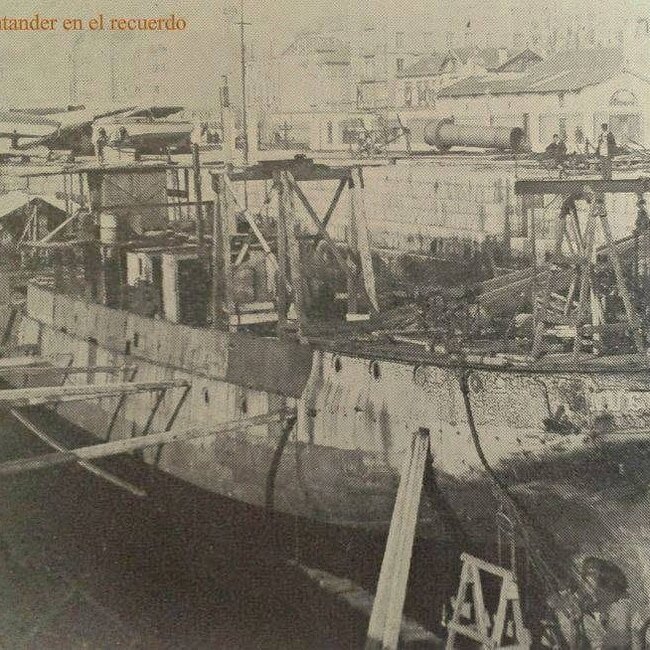 Foto antigua del Dique de Gamazo (37).jpg