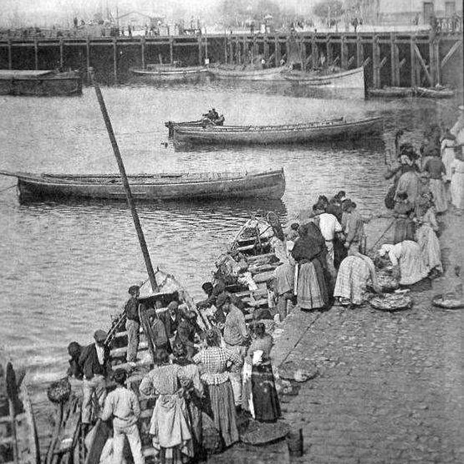 Foto antigua del Mercado de Puertochico (Almotacenia) (11).jpg
