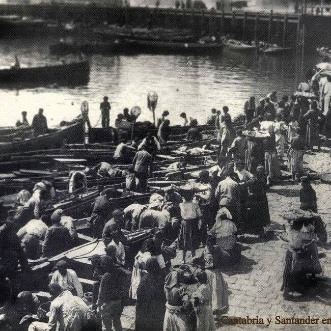 Foto antigua del Mercado de Puertochico (Almotacenia) (16).jpg
