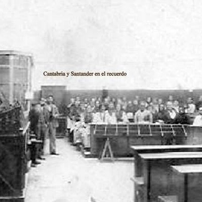 Foto antigua del Mercado de Puertochico (Almotacenia) (27).jpg