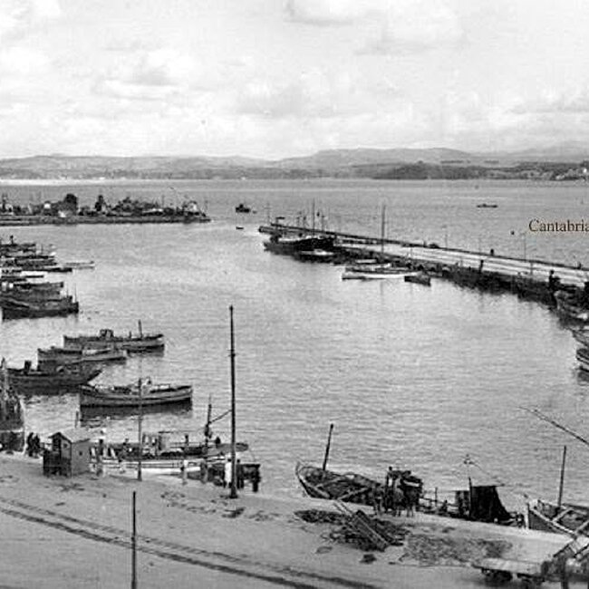 Foto antigua del Mercado de Puertochico (Almotacenia) (28).jpg