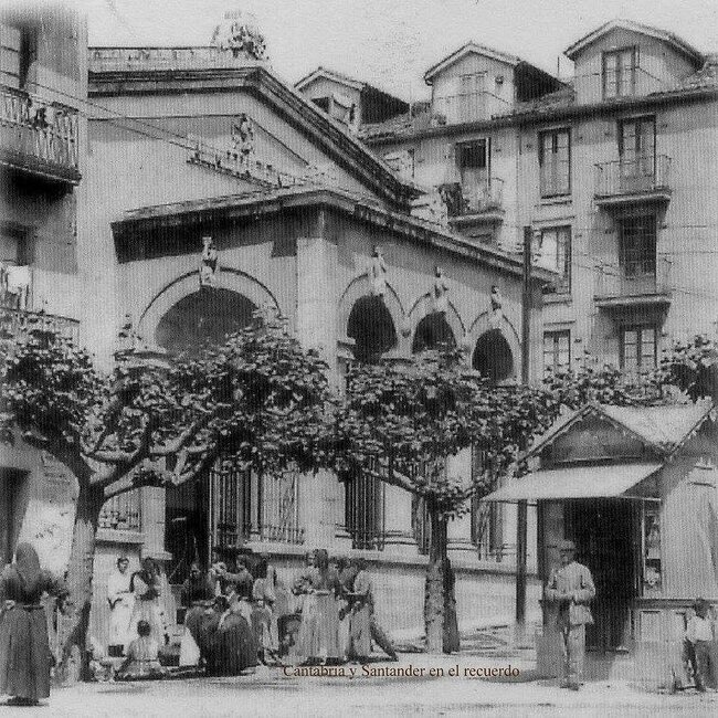 Foto antigua del Mercado de Puertochico (Almotacenia) (38).jpg