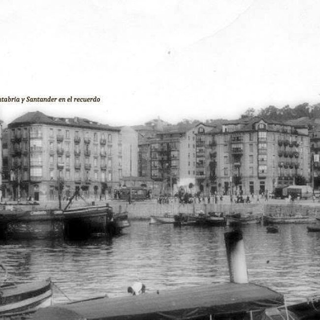 Foto antigua del Mercado de Puertochico (Almotacenia) (41).jpg