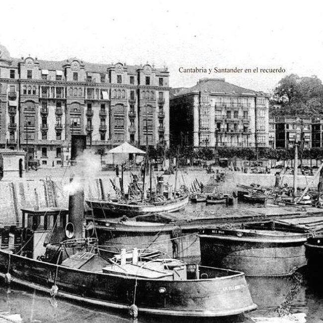 Foto antigua del Mercado de Puertochico (Almotacenia) (58).jpg