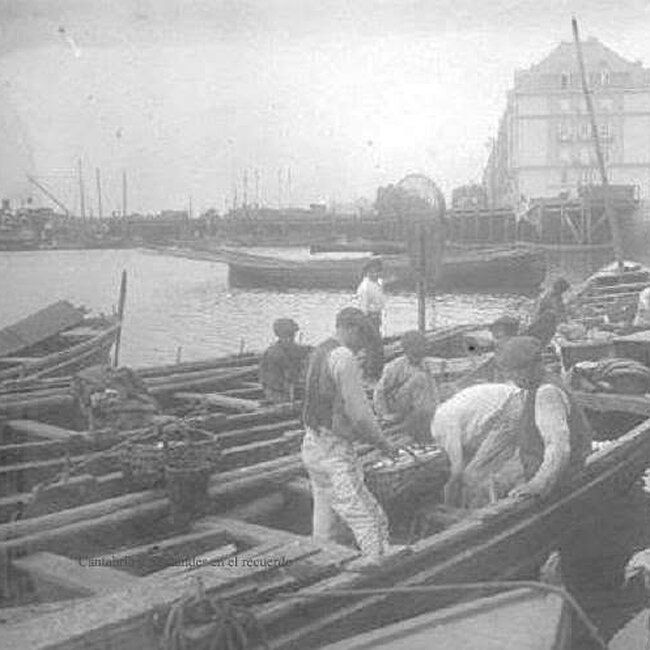Foto antigua del Mercado de Puertochico (Almotacenia) (60).jpg