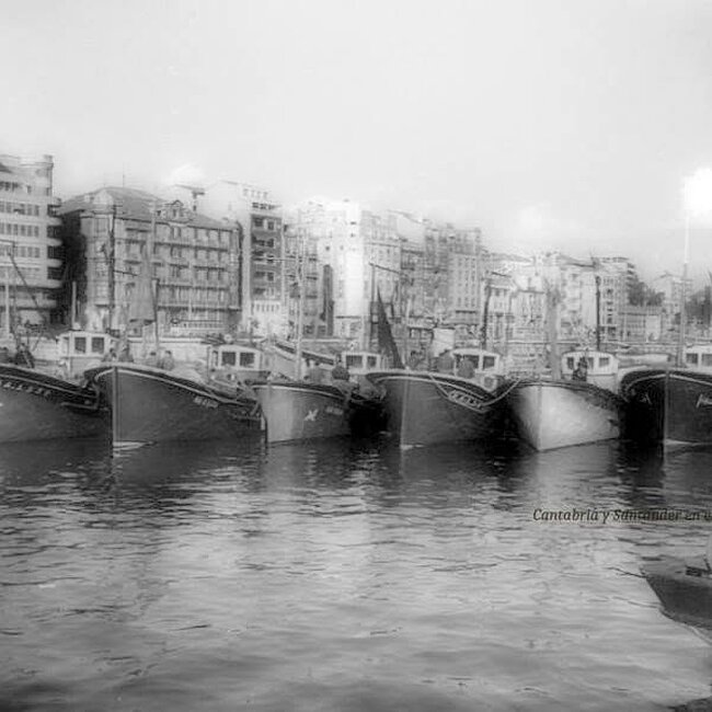 Foto antigua del Mercado de Puertochico (Almotacenia) (63).jpg