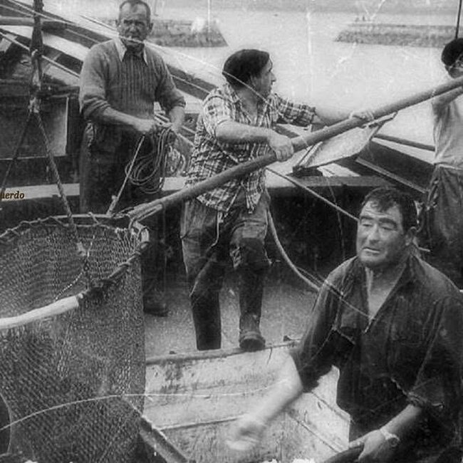 Foto antigua del Mercado de Puertochico (Almotacenia) (64).jpg