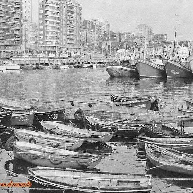 Foto antigua de Puerto Chico (98).jpg