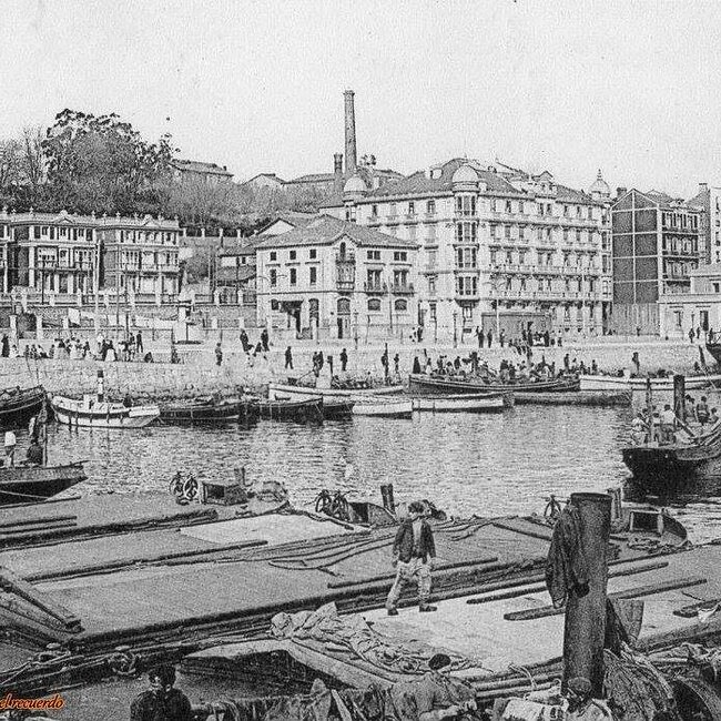 Foto antigua de Puerto Chico (100).jpg