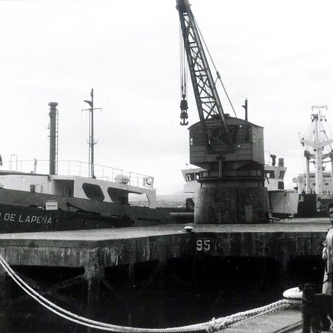 Foto antigua del Muelle de Maura (1).jpg